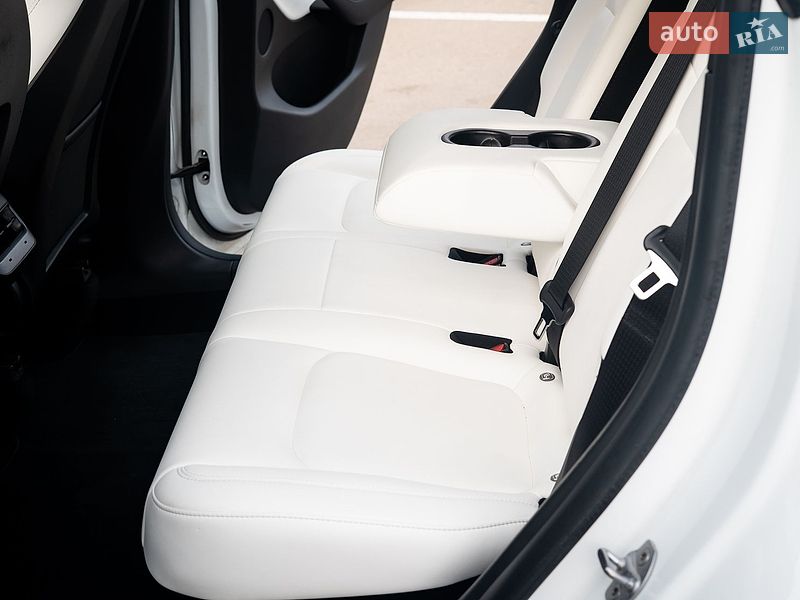 Внедорожник / Кроссовер Tesla Model Y 2020 в Хмельницком