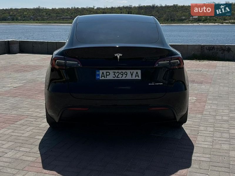 Внедорожник / Кроссовер Tesla Model Y 2022 в Запорожье