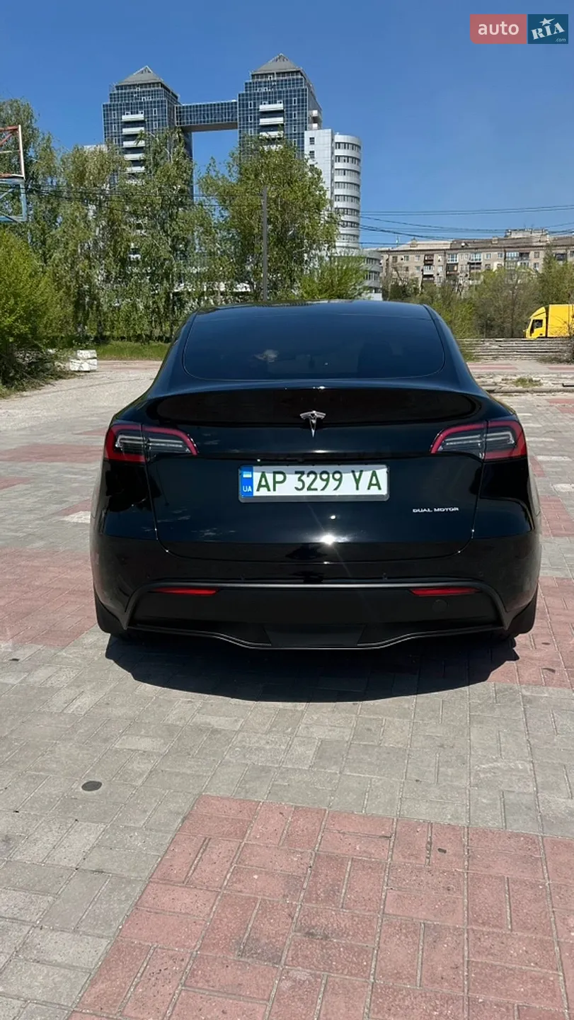 2022 Tesla Model Y - мініатюра 10