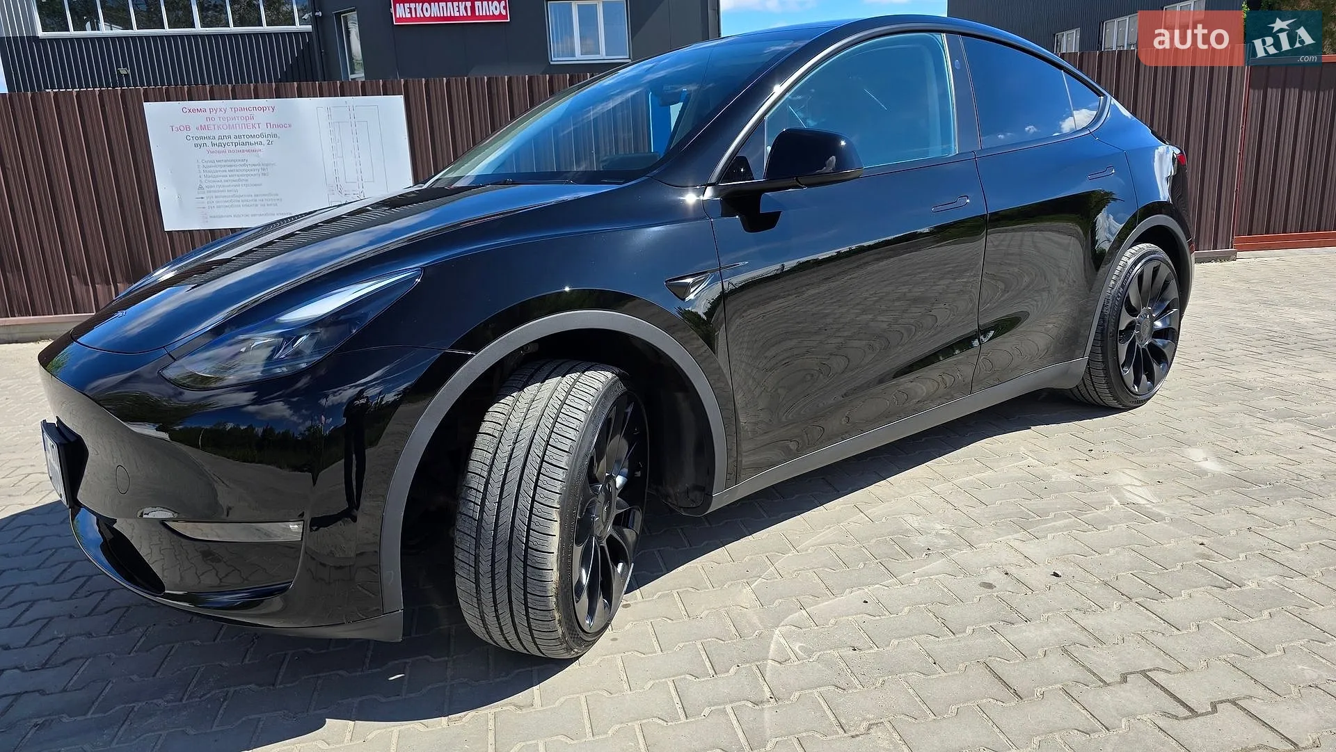 2023 Tesla Model Y - мініатюра 3