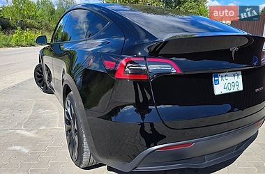 Внедорожник / Кроссовер Tesla Model Y 2023 в Луцке