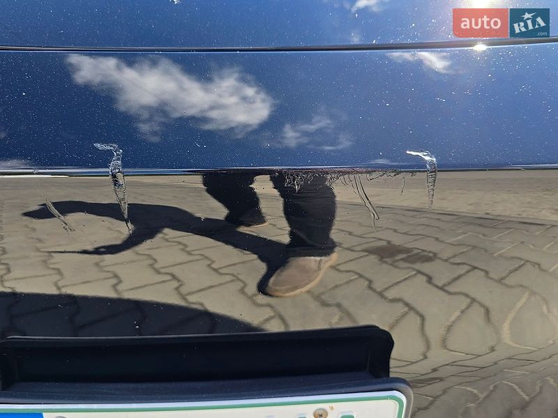 Внедорожник / Кроссовер Tesla Model Y 2023 в Луцке