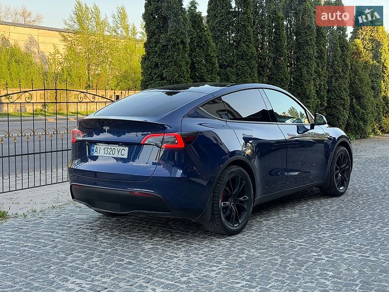 Внедорожник / Кроссовер Tesla Model Y 2022 в Киеве