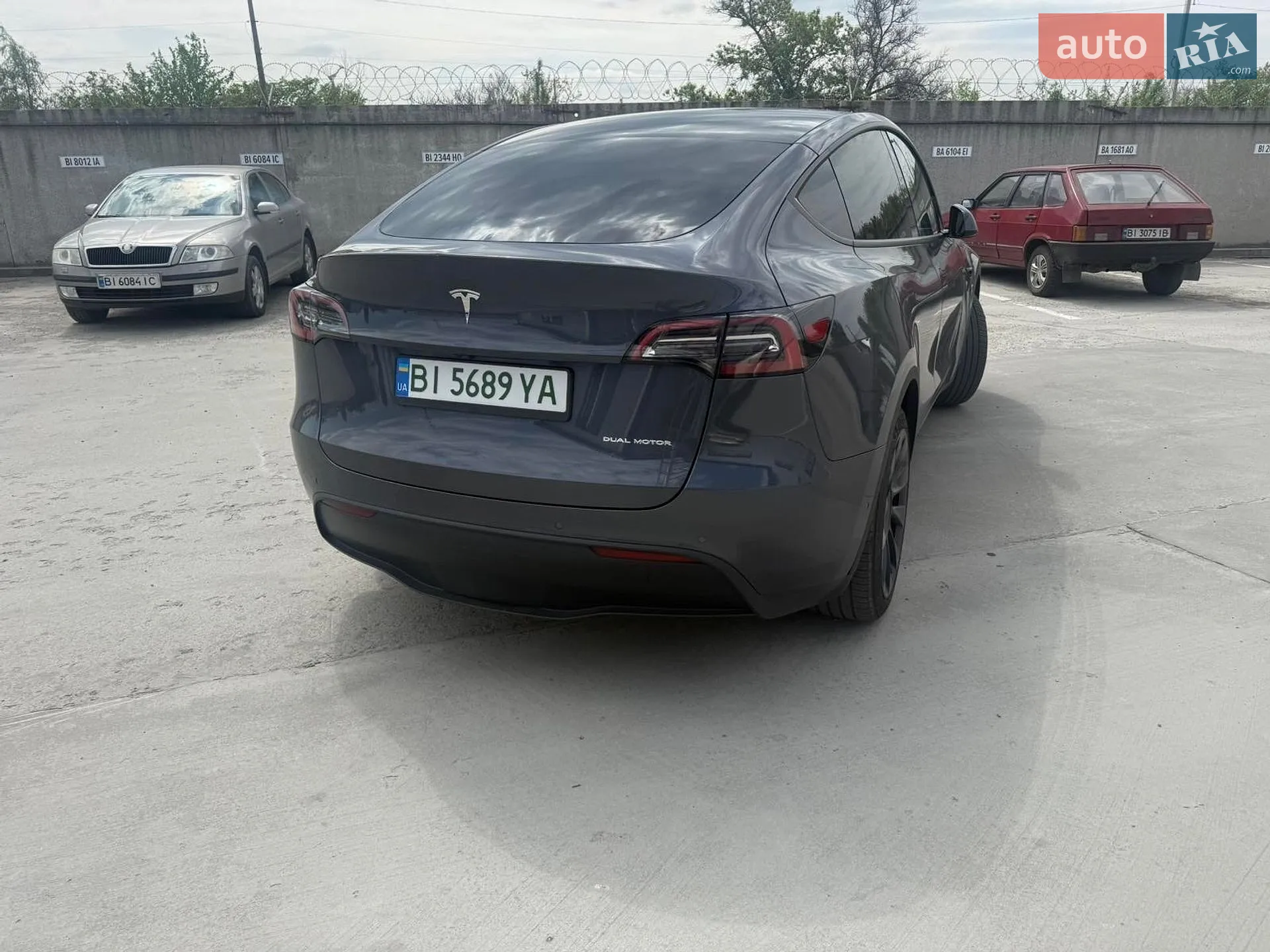 2022 Tesla Model Y - мініатюра 3