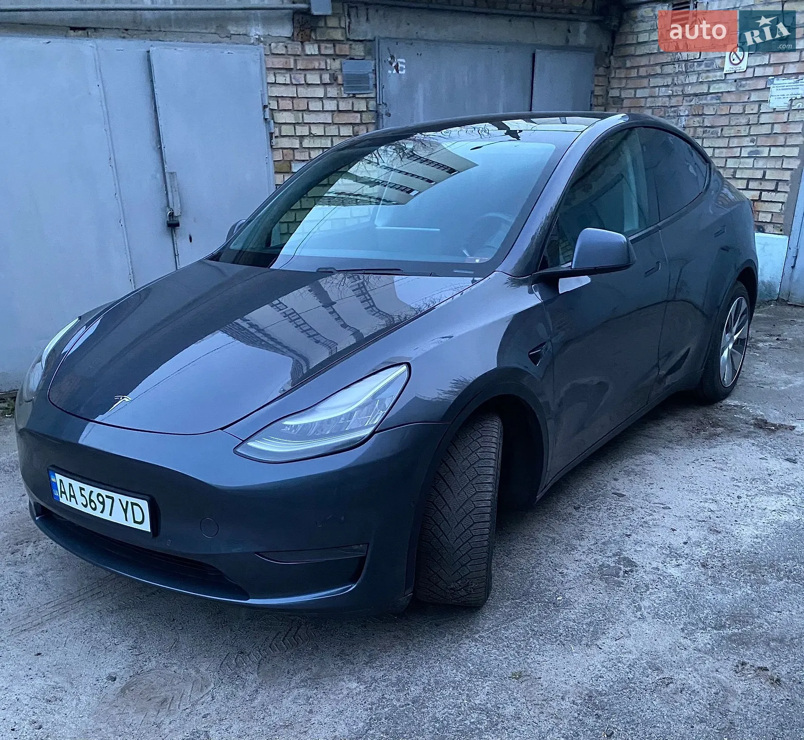2020 Tesla Model Y - фото 1