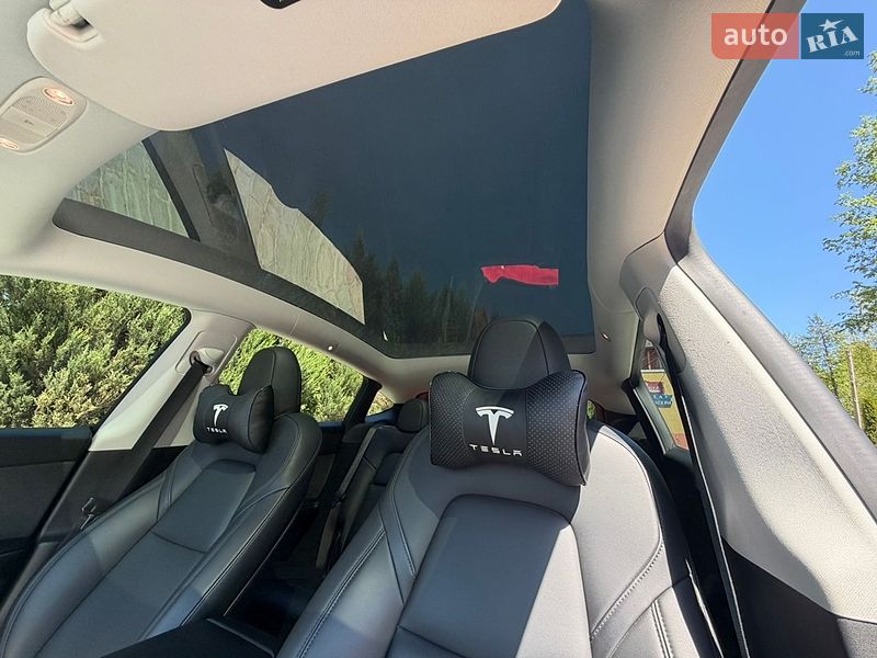 Позашляховик / Кросовер Tesla Model Y 2022 в Самборі