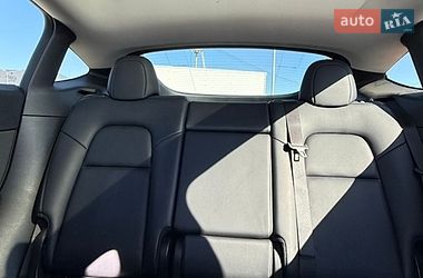 Внедорожник / Кроссовер Tesla Model Y 2021 в Львове