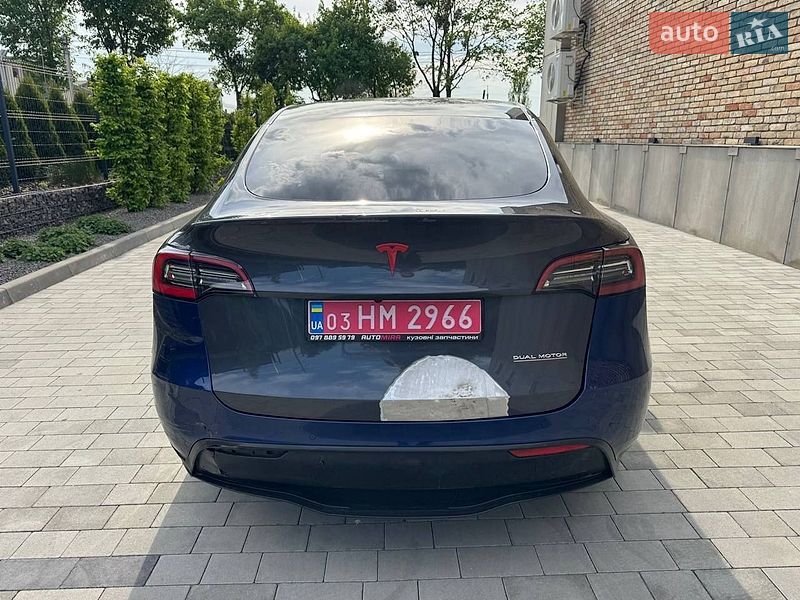 Внедорожник / Кроссовер Tesla Model Y 2021 в Луцке