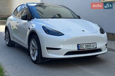Внедорожник / Кроссовер Tesla Model Y 2023 в Львове