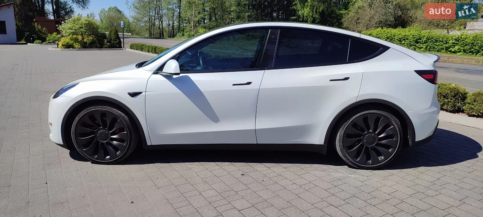 2021 Tesla Model Y - мініатюра 3