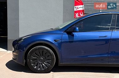 Позашляховик / Кросовер Tesla Model Y 2024 в Києві фото 5 Позашляховик / Кросовер Tesla Model Y 2024 в Києві
