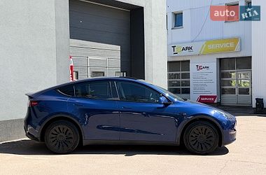Позашляховик / Кросовер Tesla Model Y 2024 в Києві фото 11 Позашляховик / Кросовер Tesla Model Y 2024 в Києві