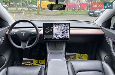 Внедорожник / Кроссовер Tesla Model Y 2021 в Львове