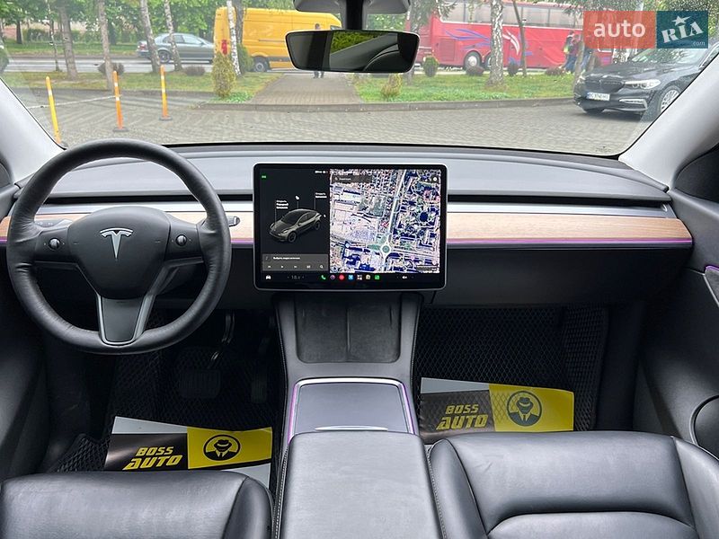 Внедорожник / Кроссовер Tesla Model Y 2021 в Львове
