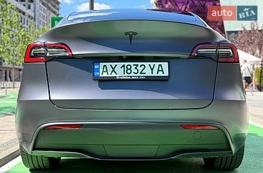 Внедорожник / Кроссовер Tesla Model Y 2023 в Киеве