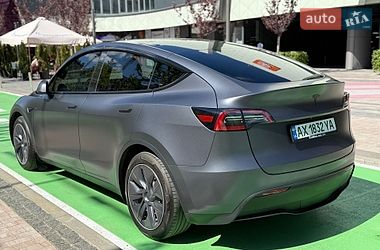 Внедорожник / Кроссовер Tesla Model Y 2023 в Киеве