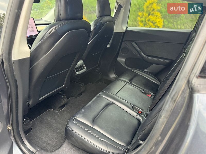 Позашляховик / Кросовер Tesla Model Y 2020 в Яворові