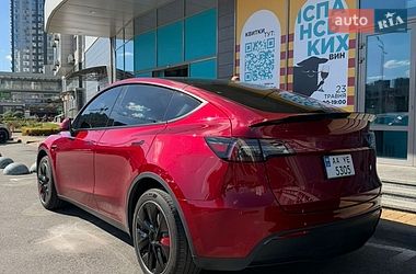 Позашляховик / Кросовер Tesla Model Y 2024 в Києві