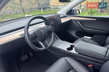 Внедорожник / Кроссовер Tesla Model Y 2024 в Харькове