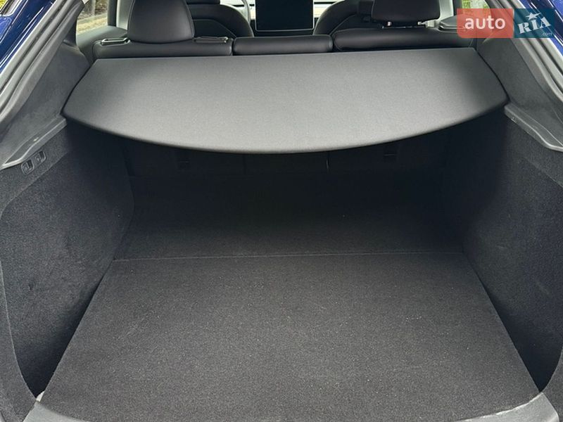 Внедорожник / Кроссовер Tesla Model Y 2024 в Харькове