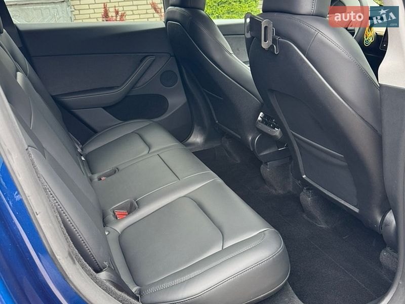 Внедорожник / Кроссовер Tesla Model Y 2024 в Харькове
