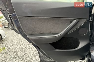 Позашляховик / Кросовер Tesla Model Y 2024 в Стрию