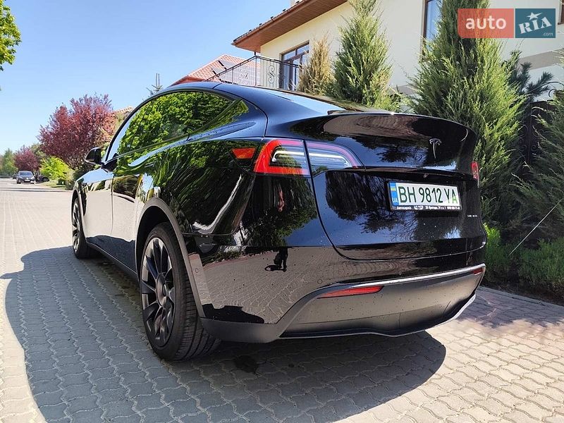Внедорожник / Кроссовер Tesla Model Y 2020 в Одессе