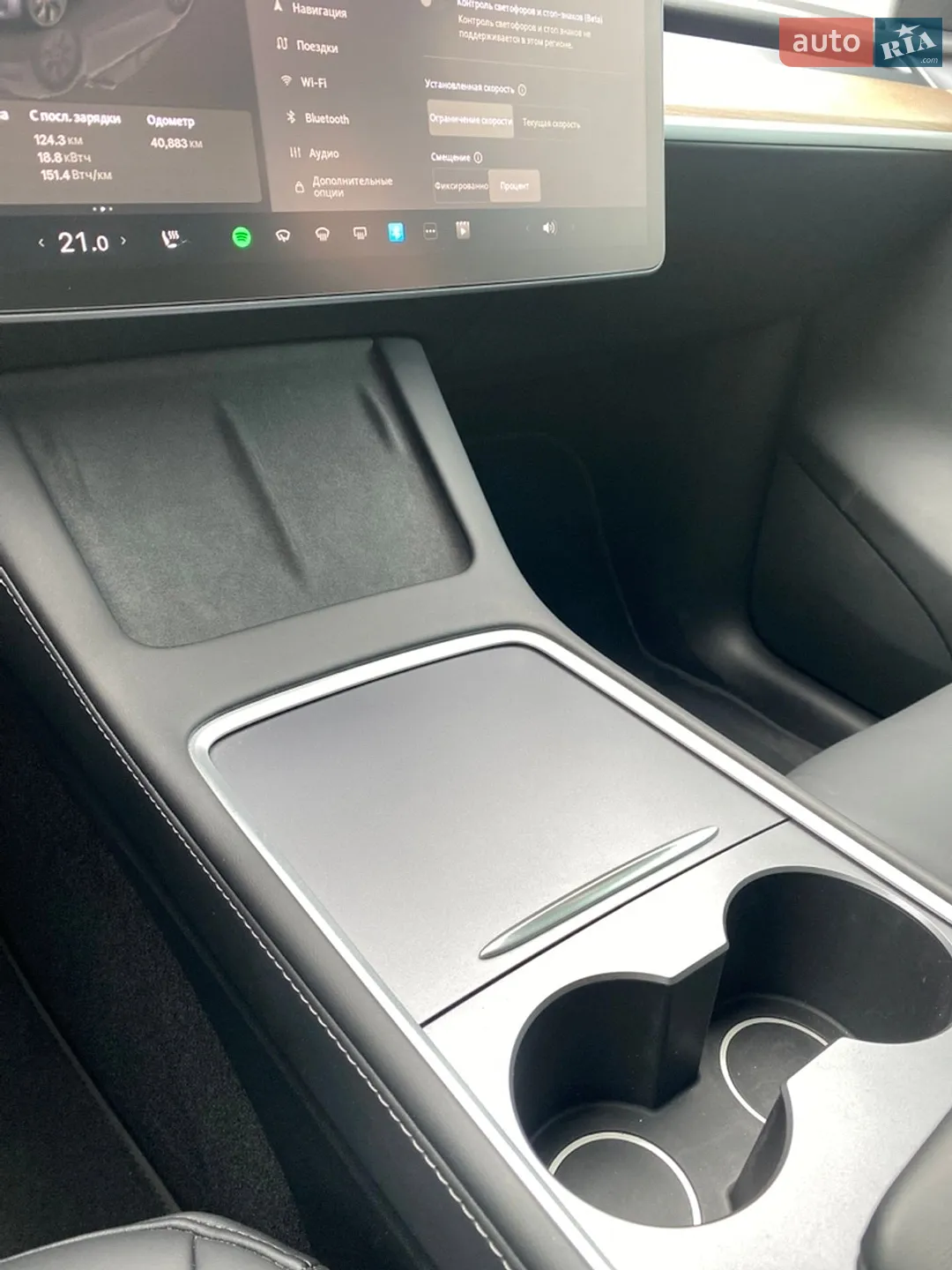 2024 Tesla Model Y - мініатюра 26
