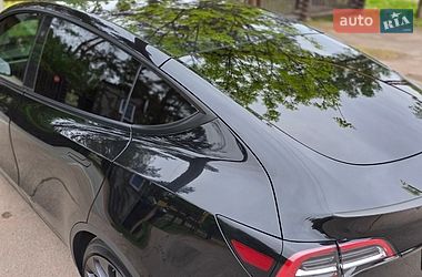 Позашляховик / Кросовер Tesla Model Y 2022 в Коростені