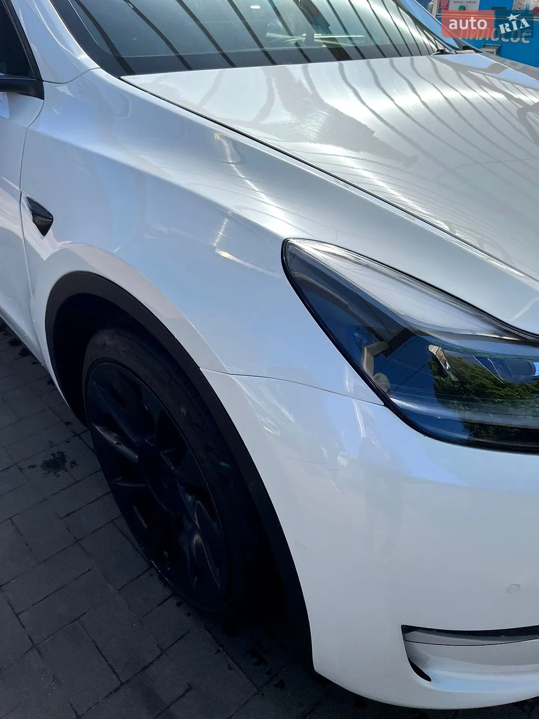 2022 Tesla Model Y - мініатюра 3