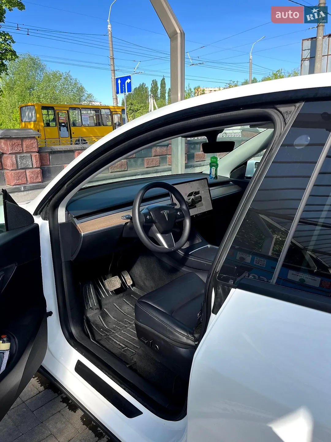 2022 Tesla Model Y - мініатюра 11