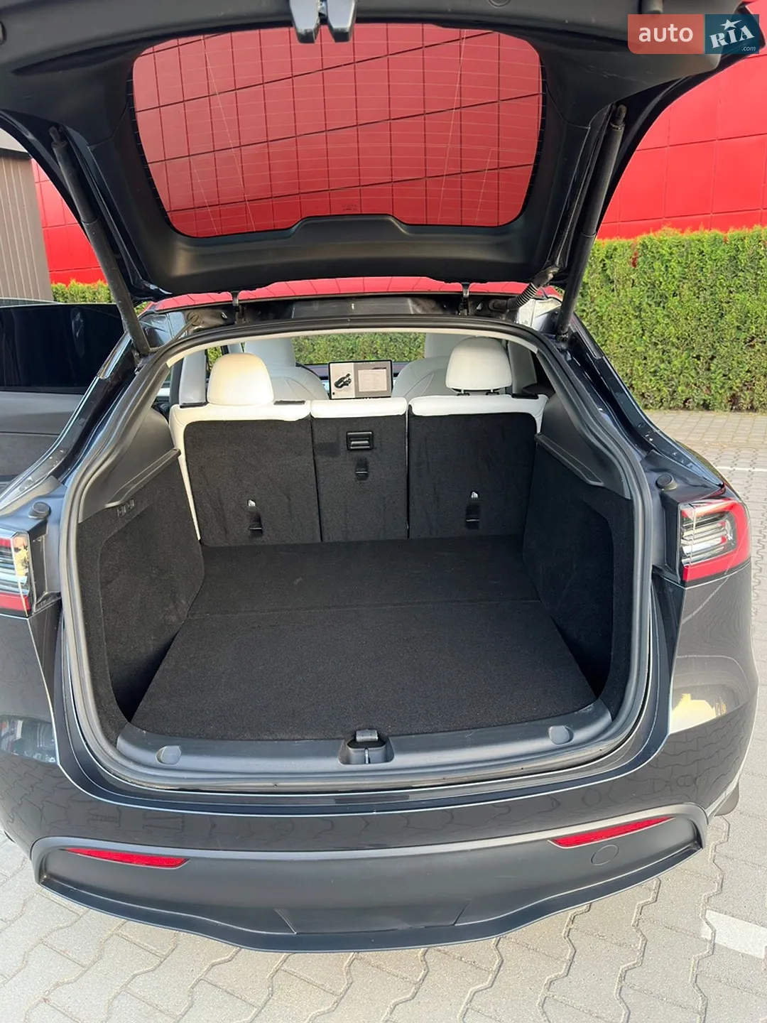 2024 Tesla Model Y - мініатюра 12