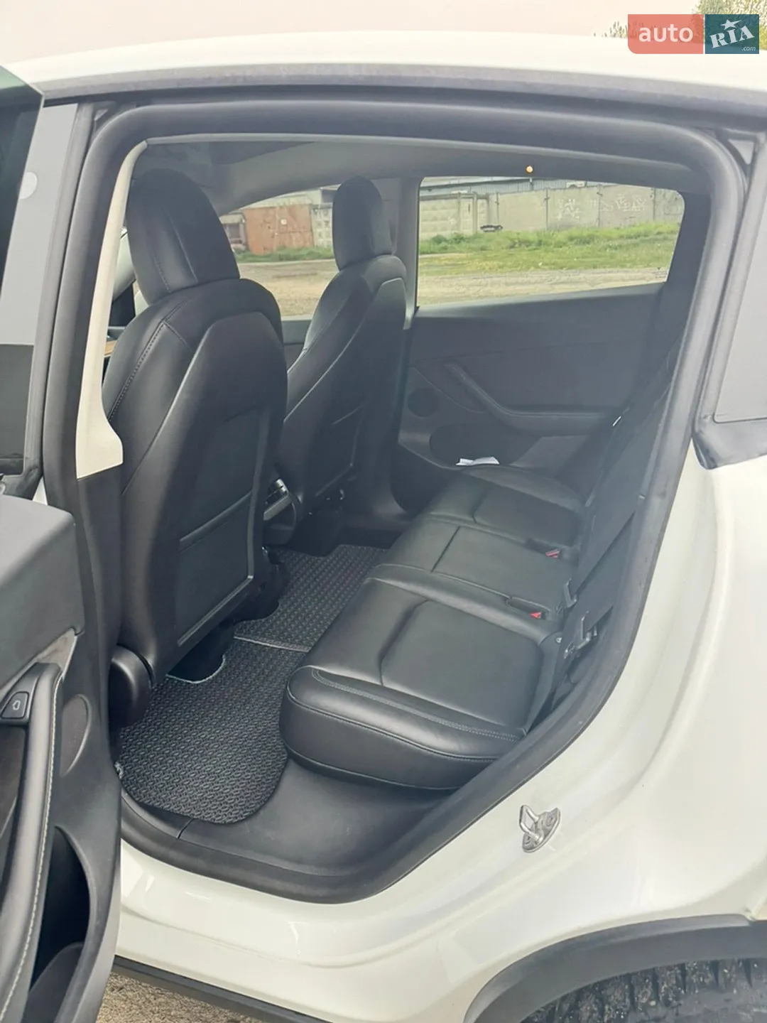 2022 Tesla Model Y - мініатюра 52