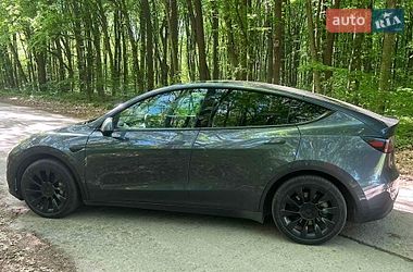 Внедорожник / Кроссовер Tesla Model Y 2021 в Ровно