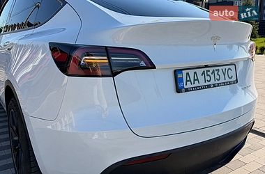 Позашляховик / Кросовер Tesla Model Y 2023 в Києві