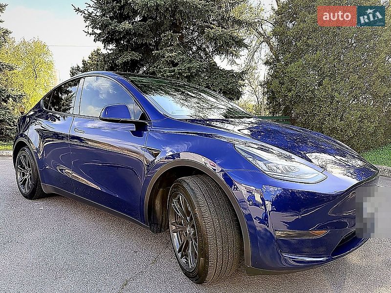 Позашляховик / Кросовер Tesla Model Y 2021 в Запоріжжі