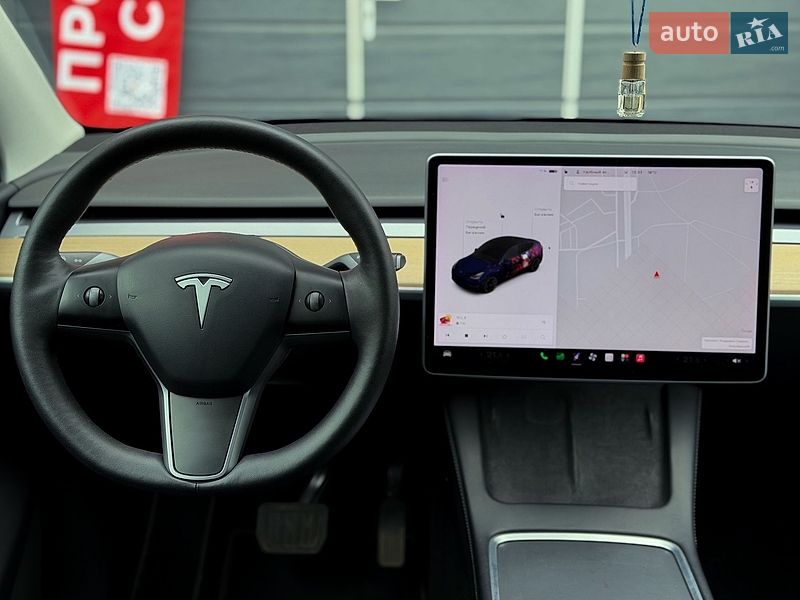 Внедорожник / Кроссовер Tesla Model Y 2021 в Киеве
