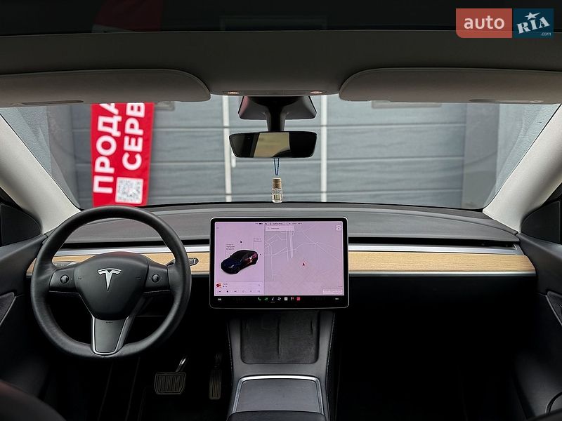 Внедорожник / Кроссовер Tesla Model Y 2021 в Киеве
