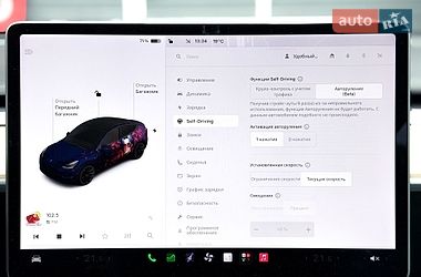 Внедорожник / Кроссовер Tesla Model Y 2021 в Киеве