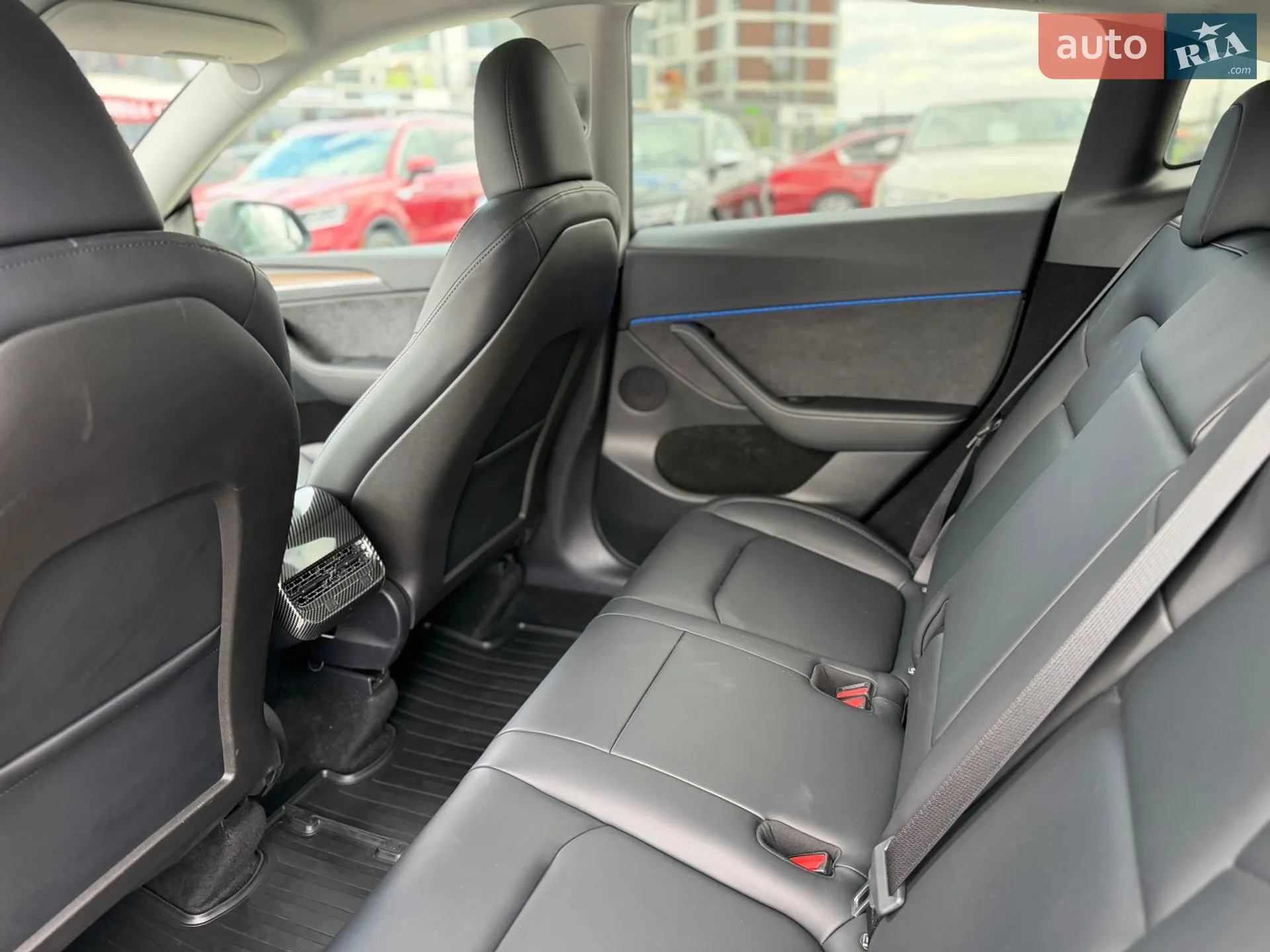 2024 Tesla Model Y - мініатюра 23
