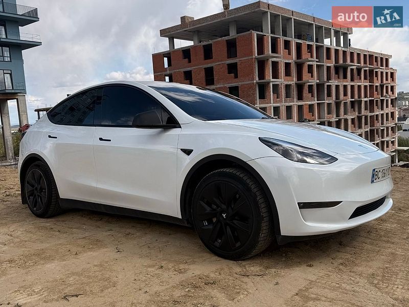 Tesla Model Y 2023 Tesla Model Y 2023