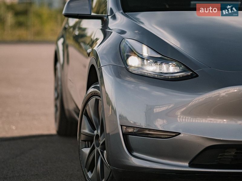 Позашляховик / Кросовер Tesla Model Y 2024 в Києві фото 38 Позашляховик / Кросовер Tesla Model Y 2024 в Києві