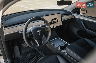 Позашляховик / Кросовер Tesla Model Y 2024 в Києві фото 45 Позашляховик / Кросовер Tesla Model Y 2024 в Києві