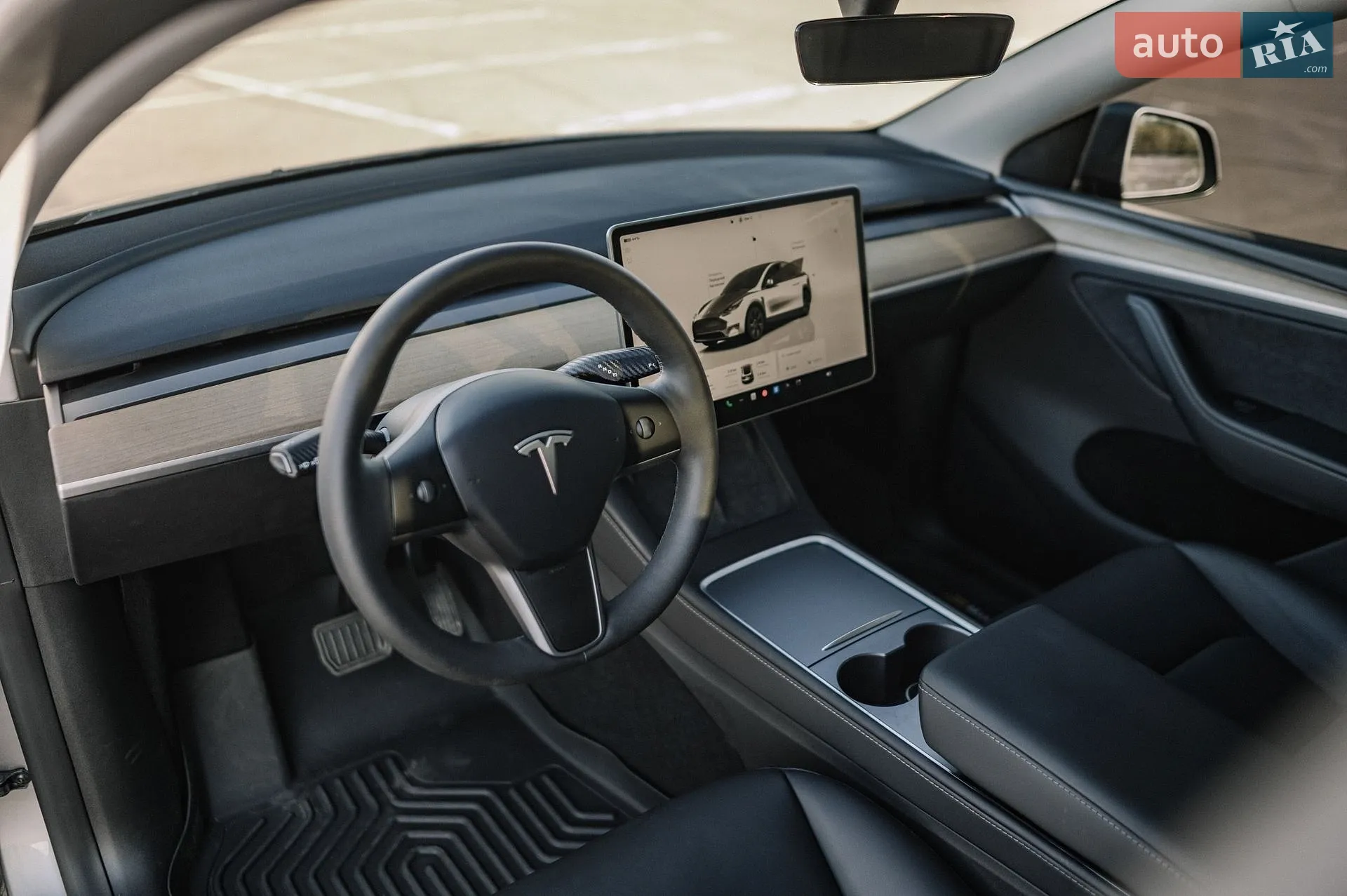 2024 Tesla Model Y - мініатюра 45