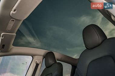 Позашляховик / Кросовер Tesla Model Y 2024 в Києві фото 54 Позашляховик / Кросовер Tesla Model Y 2024 в Києві