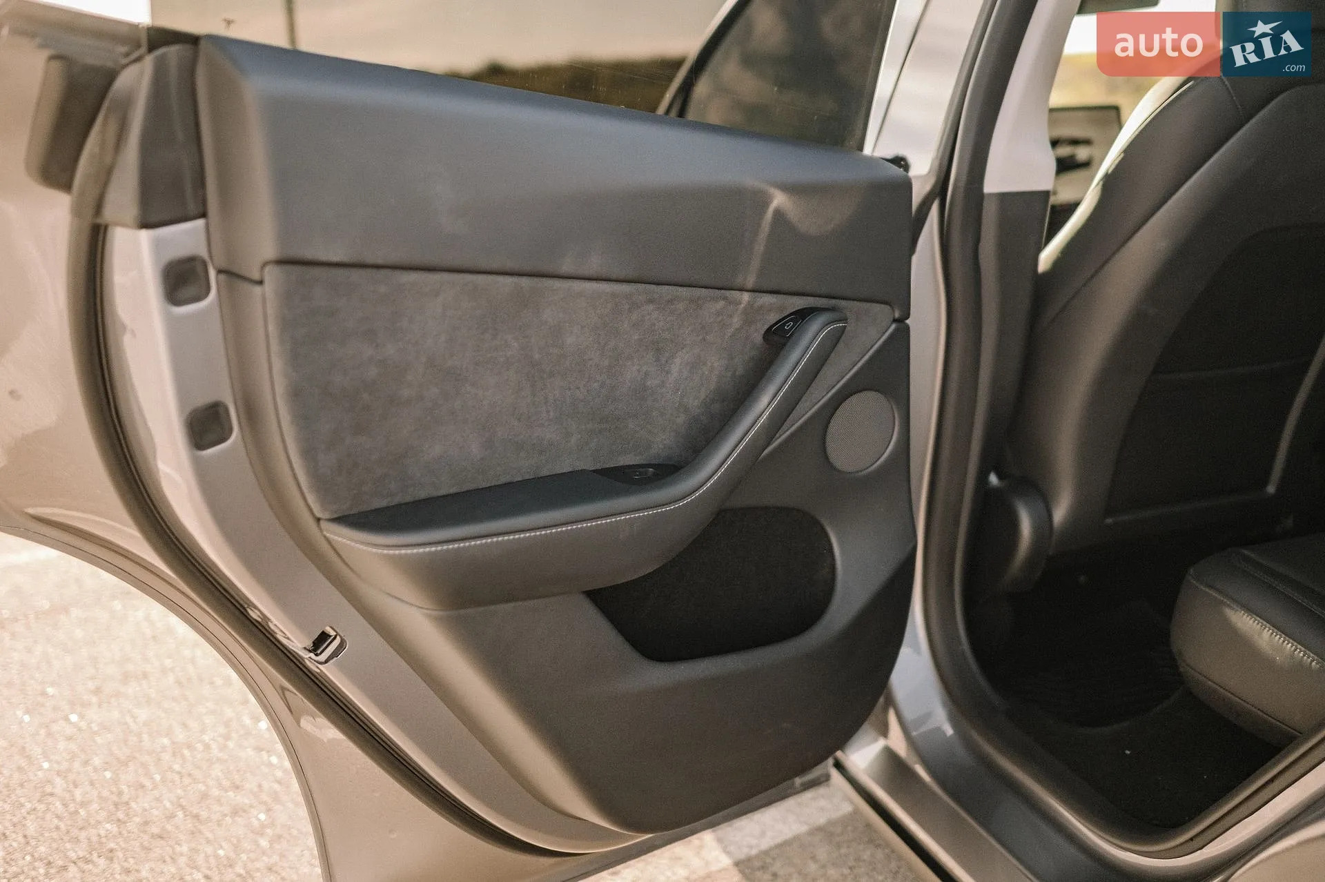 2024 Tesla Model Y - мініатюра 81