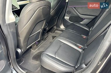 Позашляховик / Кросовер Tesla Model Y 2024 в Києві