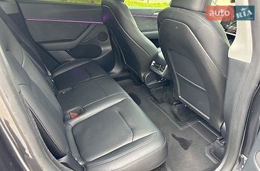 Позашляховик / Кросовер Tesla Model Y 2024 в Києві