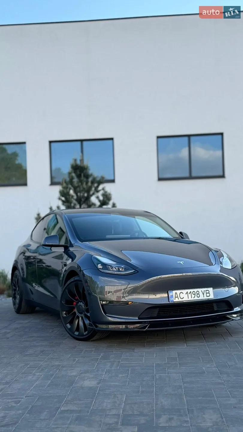 2022 Tesla Model Y - мініатюра 3
