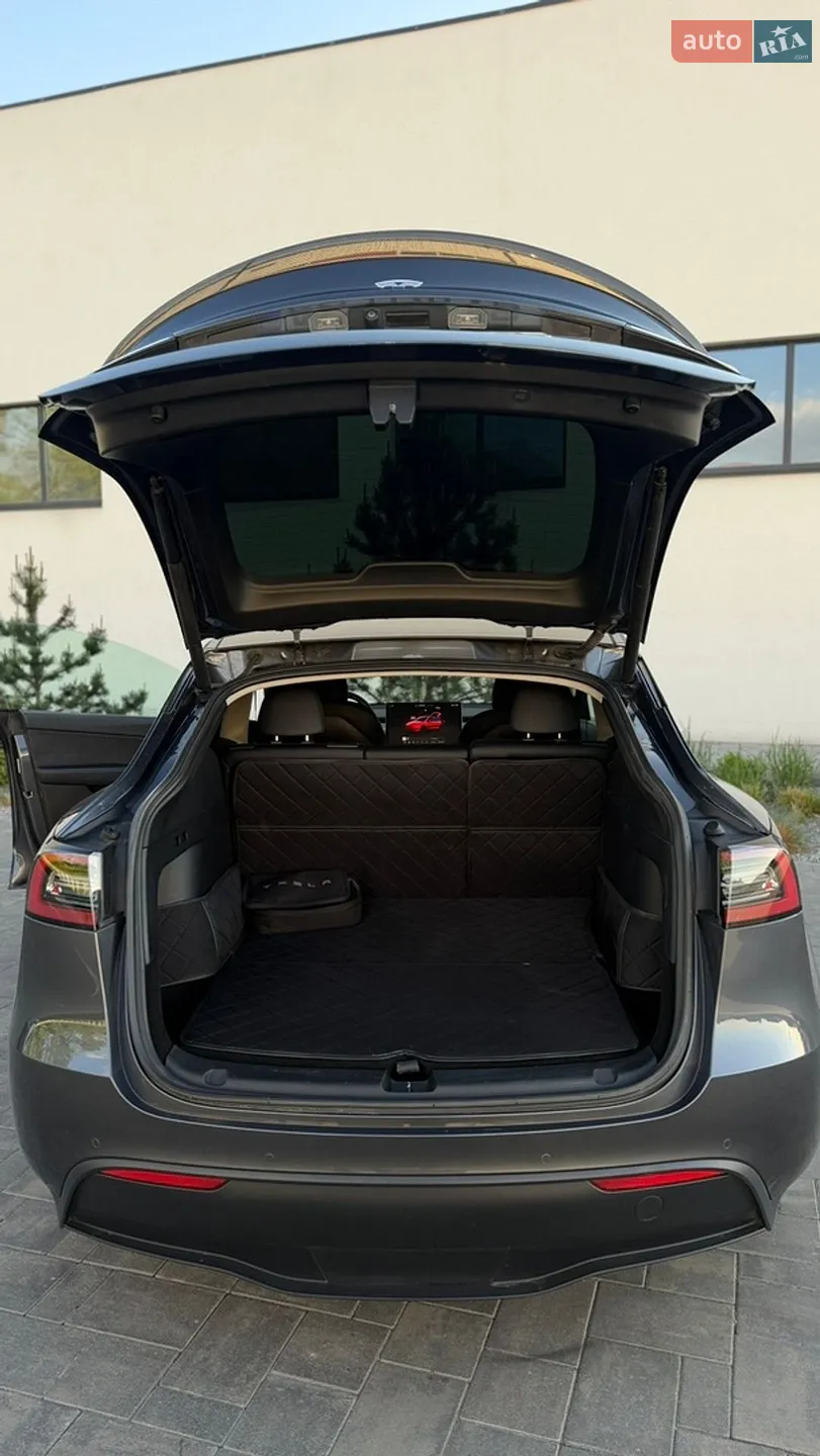 2022 Tesla Model Y - мініатюра 17